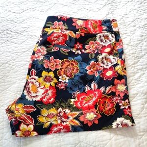 LOFT Sateen Floral Shorts Size 12